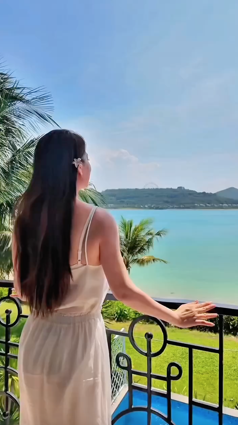 Cách tiêu tiền của Trương Ngọc Ánh gần đây- Ảnh 4. Cách tiêu tiền của Trương Ngọc Ánh gần đây- Ảnh 4.