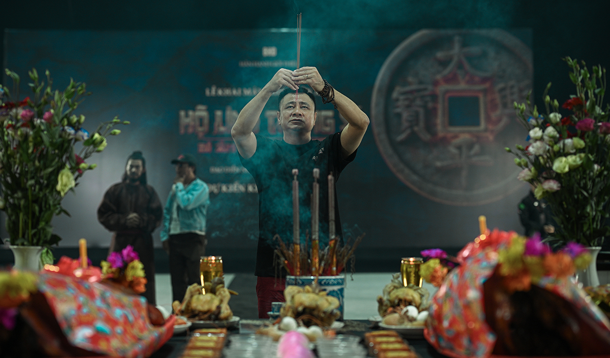 Nói đây là Tự Long, ai dám tin? - Ảnh 3. Nói đây là Tự Long, ai dám tin? - Ảnh 3.