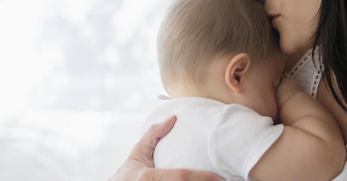 Ai cũng biết về giai đoạn bám mẹ của trẻ, nhưng làm sao để mẹ được Ai cũng biết về giai đoạn bám mẹ của trẻ, nhưng làm sao để mẹ được