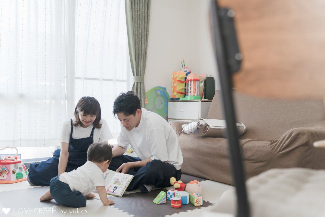 Ở nhà chăm con và không kiếm ra tiền, lúc ấy người phụ nữ sẽ hiểu mình có chọn đúng bố cho con không?- Ảnh 1.