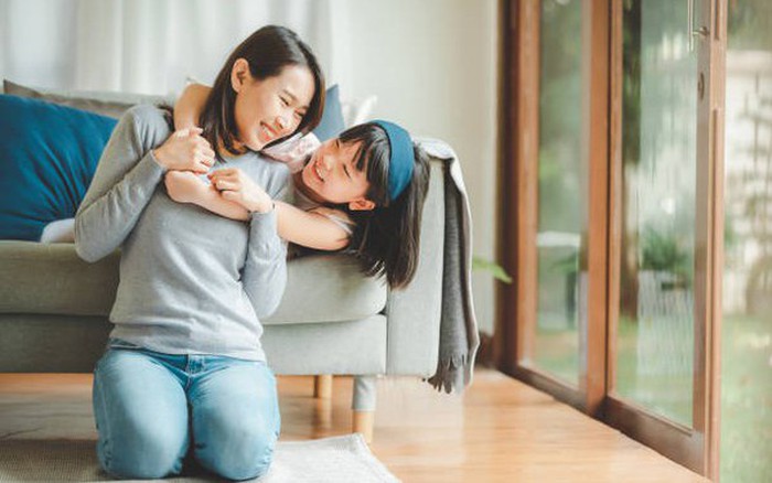 Đến 1 lúc nào đó, chính bố mẹ là người cần phải học cách để con tự mắc sai lầm- Ảnh 2.