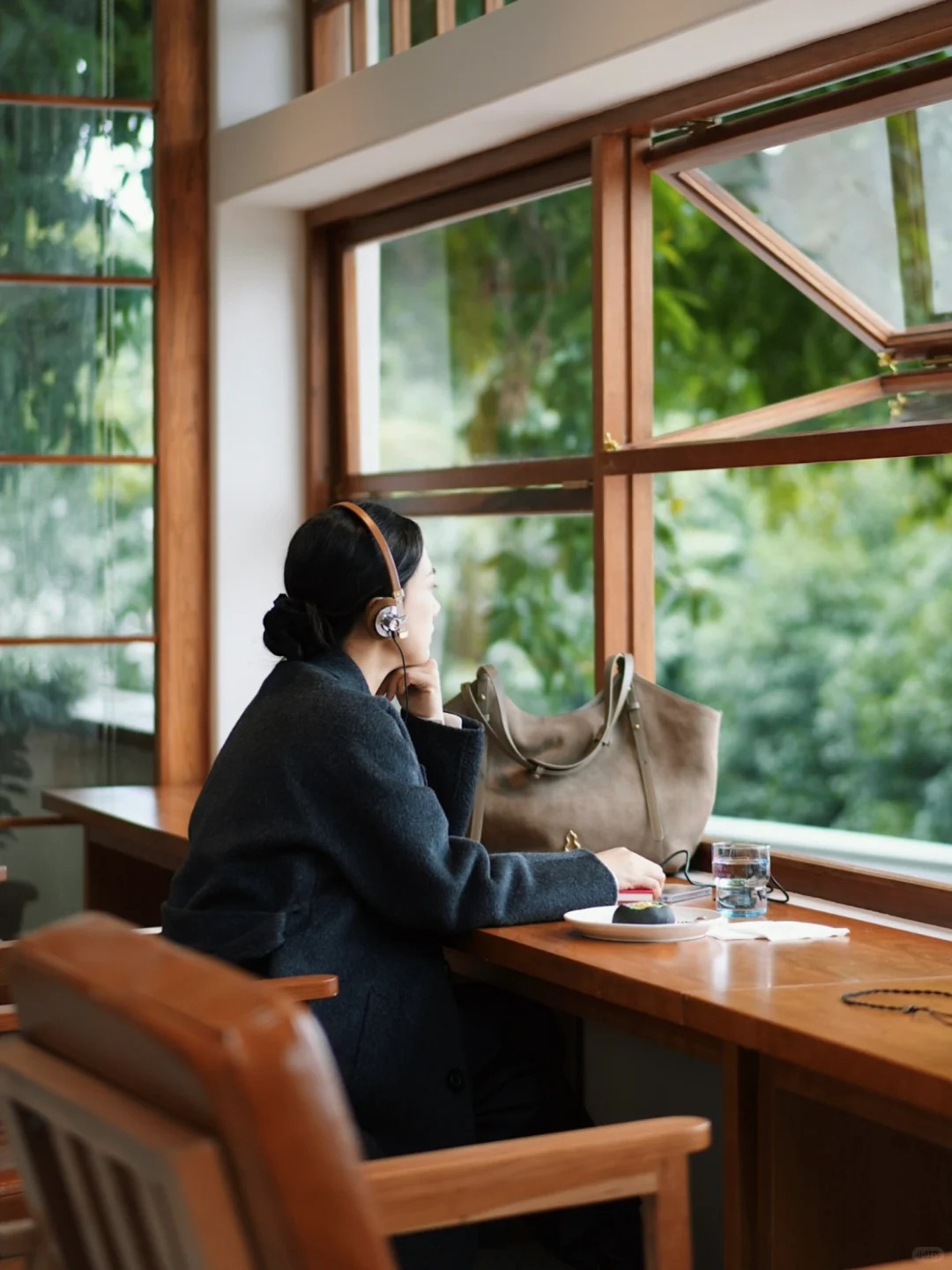 Nghịch lý nhân tình thế thái: Vay được tiền thành kẻ thù, không vay được cũng hóa xa lạ - Ảnh 2.