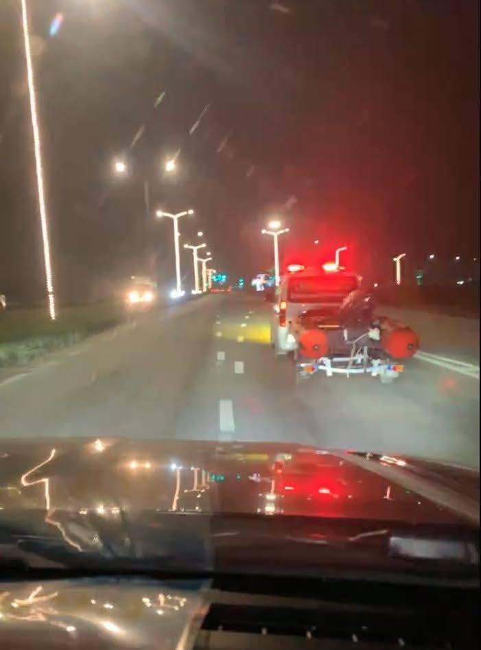 Chú rể mất tích bí ẩn đúng ngày đón dâu: Xuyên đêm tìm kiếm, các đội cứu hộ mang cano đến hỗ trợ - Ảnh 3.