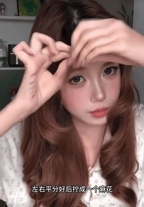 Idol 2K5 bước xuống xe tạo nên trend bùng nổ, loạt gái xinh đang phải follow- Ảnh 5.