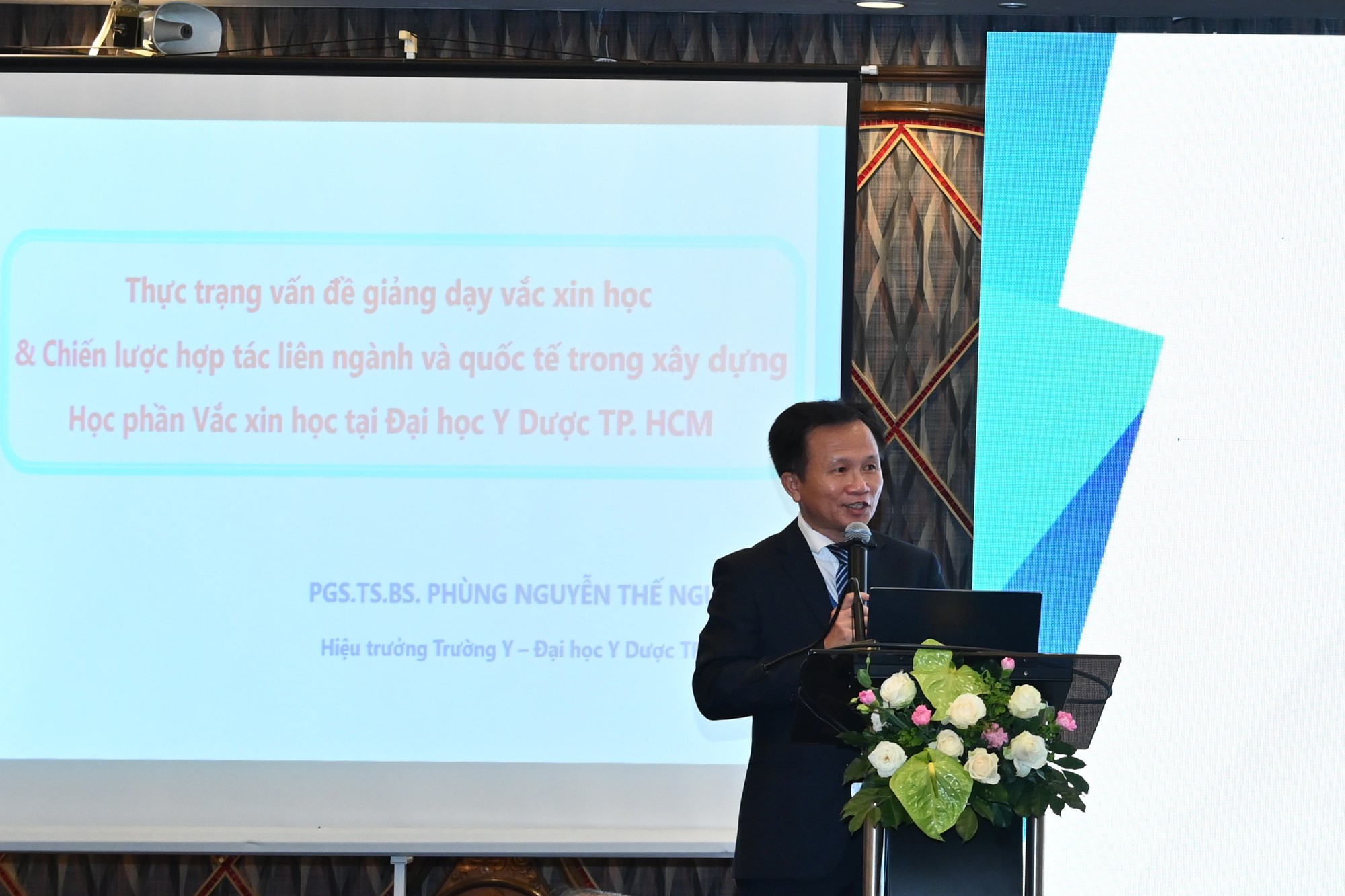 Đại học Y Dược TP.HCM phát triển chương trình đào tạo sau đại học về vắc-xin - Ảnh 4.