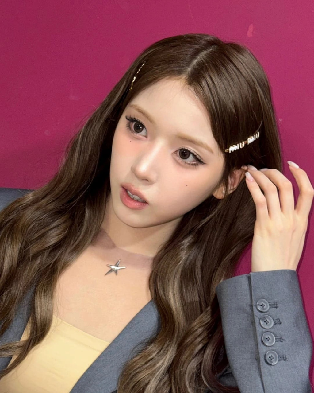 Idol 2K5 bước xuống xe tạo nên trend bùng nổ, loạt gái xinh đang phải follow- Ảnh 10.