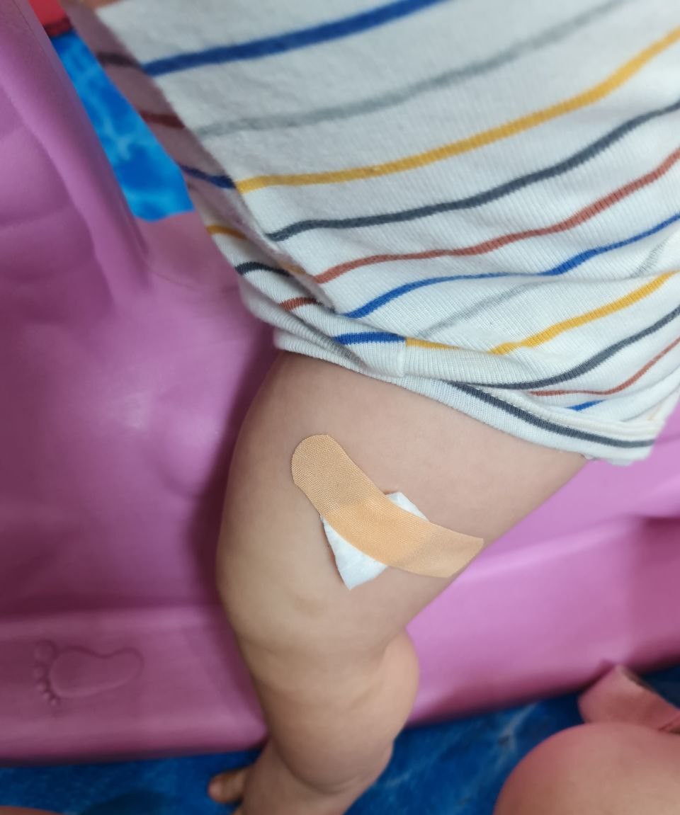 Review Xịt giải cảm hạ sốt Novopetie: Hạ nhanh 0,4 độ và duy trì được lâu, mẹ nên 