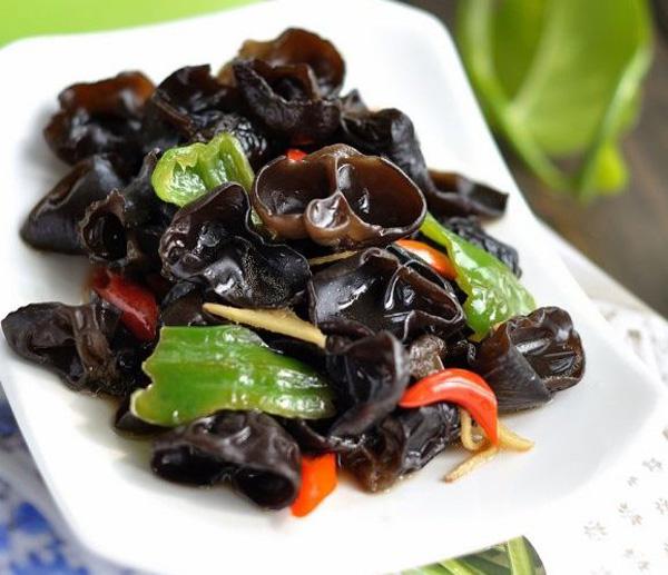 &quot;Thuốc bổ máu tự nhiên&quot; không phải táo đỏ mà là 3 món dân dã của người Việt: Ăn 2 lần mỗi tuần để bổ máu, mát gan và chống lão hóa!- Ảnh 2.