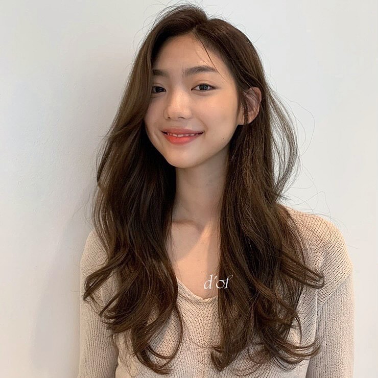 5 xu hướng tóc xoăn của mùa đông năm nay: Quá sang trọng, đã vậy còn hack tuổi tốt hơn cả tóc thẳng- Ảnh 10.