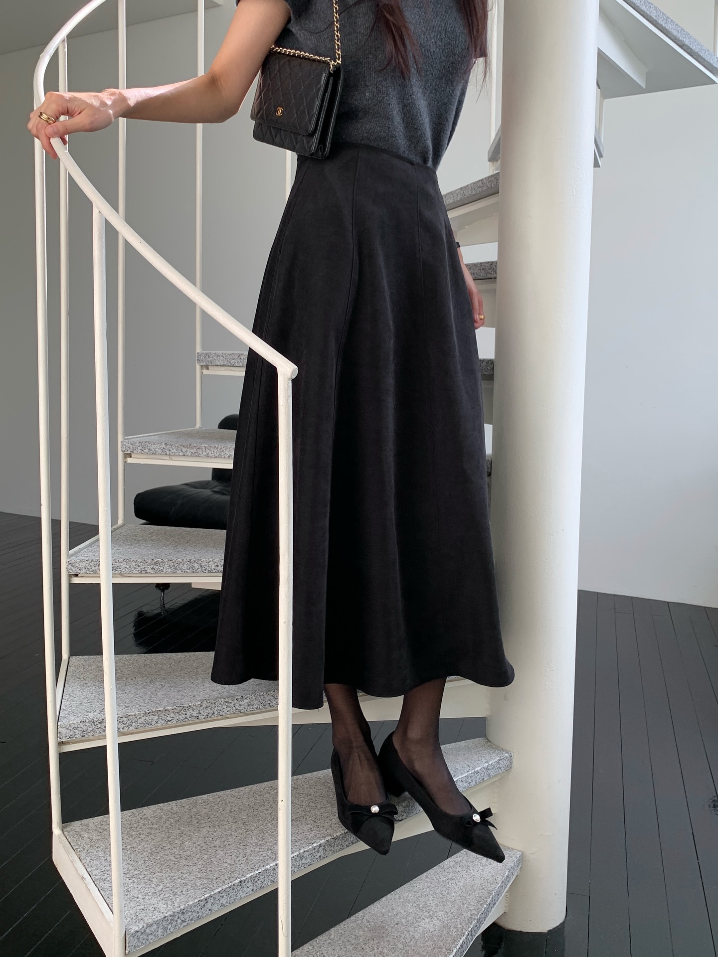 Giày dép có thể hack tuổi cả bộ trang phục nếu chị em chọn đúng 4 kiểu - Ảnh 9.