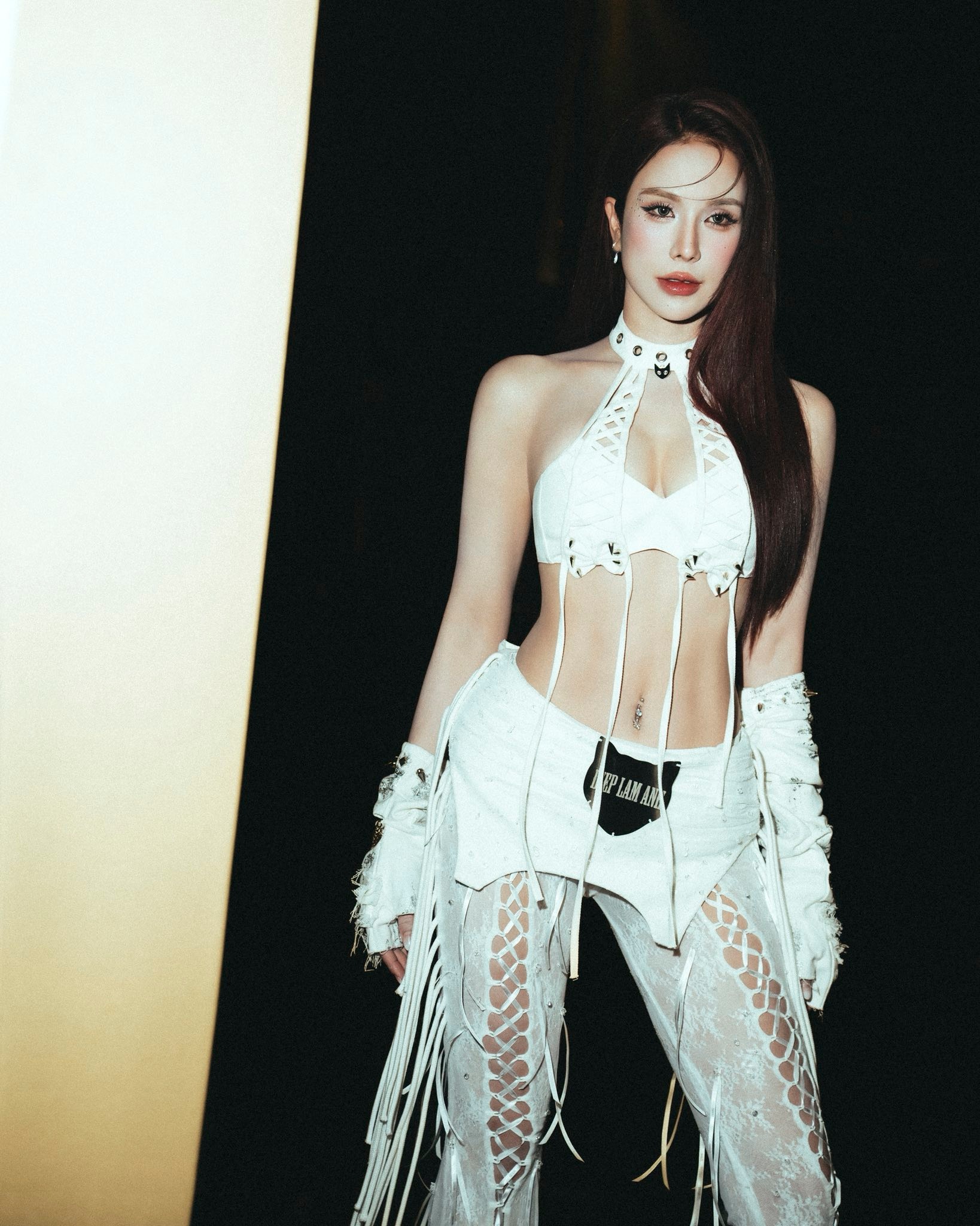 Diệp Lâm Anh đáp trả khi bị nói "cay cú" vì chồng cũ hẹn hò Á hậu - Ảnh 4. Diệp Lâm Anh đáp trả khi bị nói "cay cú" vì chồng cũ hẹn hò Á hậu - Ảnh 4.