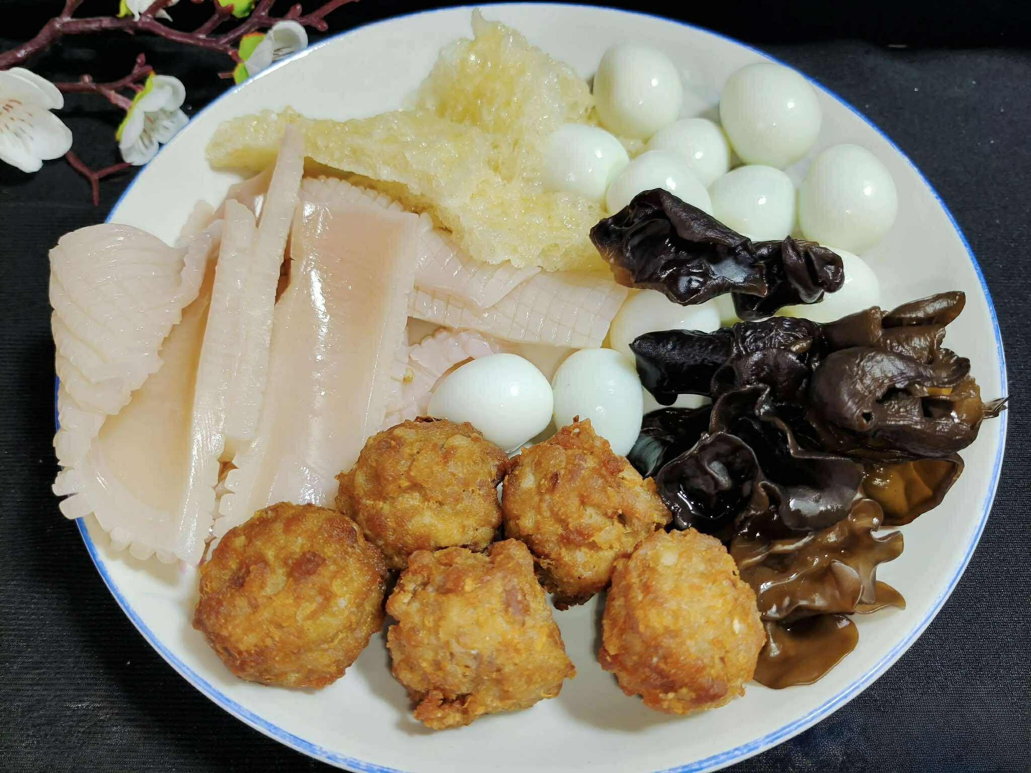 Tôi cực kỳ thích món canh này: Vừa ngon miệng lại dễ nấu, nước dùng tuyệt vị đến mức khiến bạn húp sạch đáy nồi - Ảnh 1.