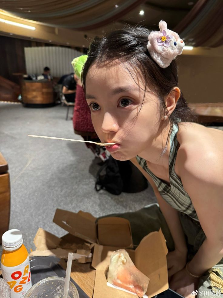 Càng chống dầu, da càng dễ nhăn- Ảnh 1.