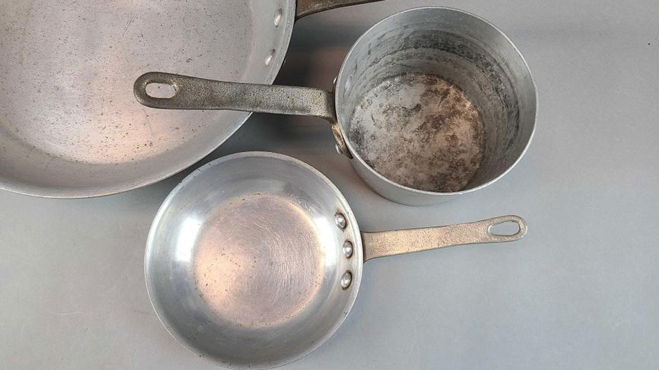 5 món đồ đáng lẽ phải bị cấm trong bếp, quá buồn là nhiều người vẫn dùng - Ảnh 3.