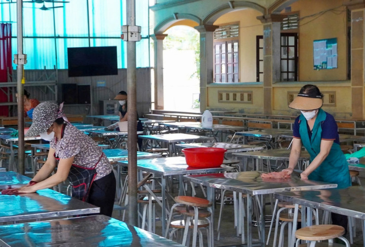 Hơn 160 học sinh mắc cúm A, cả trường ở Nghệ An nghỉ học dài ngày - Ảnh 1.