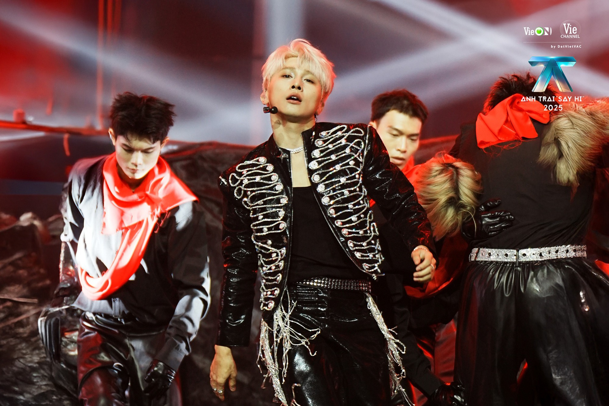 “Mỹ nam chạy trốn” của Say Hi: Visual chấp 10 Anh Trai, từng tẩu thoát khỏi công ty quản lý “ảo” hơn cả phim- Ảnh 5.