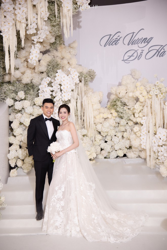 24 giây Tổng giám đốc Viết Vương 24 giây Tổng giám đốc Viết Vương