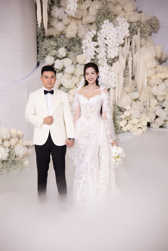 24 giây Tổng giám đốc Viết Vương 24 giây Tổng giám đốc Viết Vương