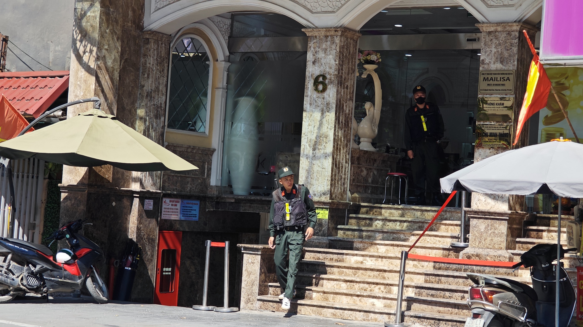 C&ocirc;ng an thu giữ nhiều th&ugrave;ng t&agrave;i liệu từ to&agrave; nh&agrave; thẩm mỹ viện Mailisa TP.HCM- Ảnh 11.