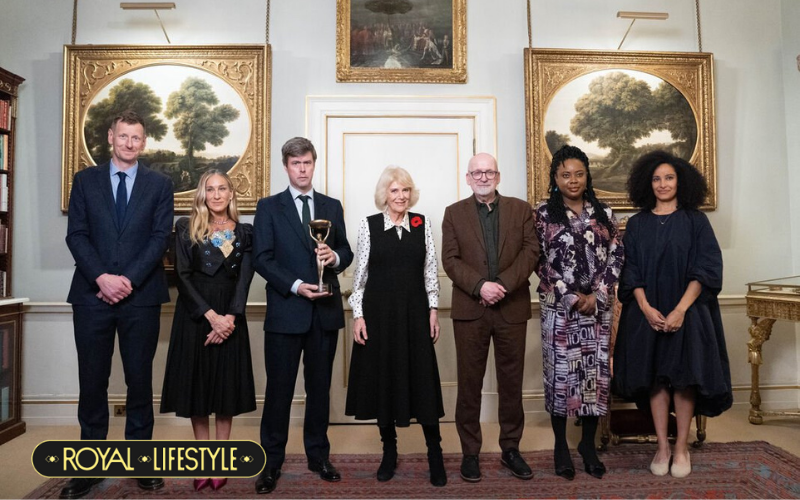 Ngôi sao Sex and the City bất ngờ gặp Vương hậu Camilla, chuyện gì thế này? - Ảnh 3.