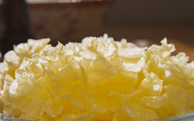 Ăn hạt sen thế này sẽ ngủ ngon, ít mộng mị, đặc biệt đẹp da tốt cho phụ nữ và sức khỏe người già - Ảnh 5. Ăn hạt sen thế này sẽ ngủ ngon, ít mộng mị, đặc biệt đẹp da tốt cho phụ nữ và sức khỏe người già - Ảnh 5.