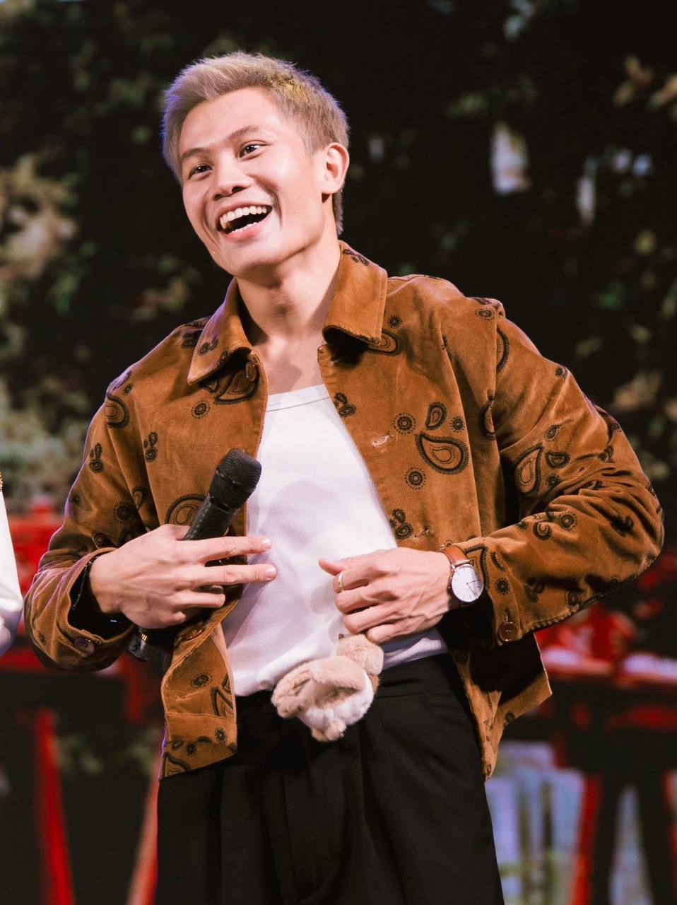 Nam diễn viên đen nhẻm, chỉ nặng 63kg giờ thành trai đẹp 6 múi- Ảnh 7.