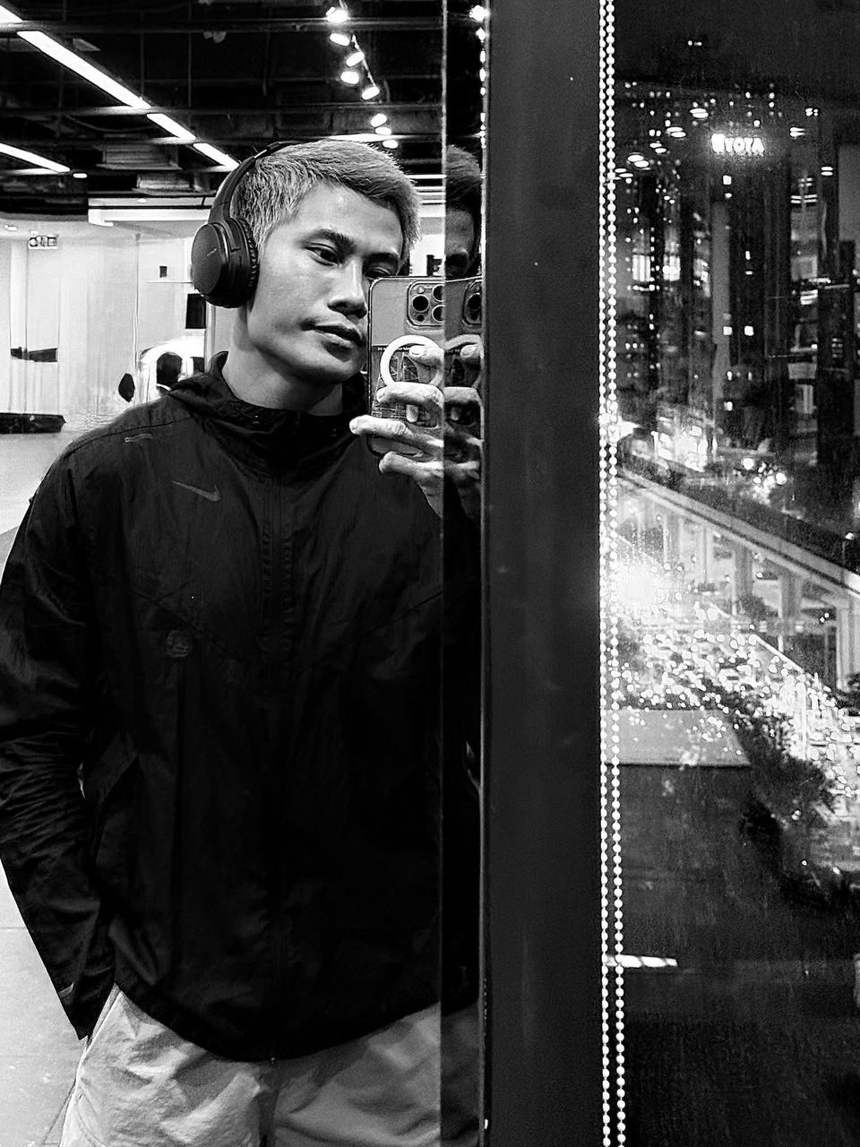 Nam diễn viên đen nhẻm, chỉ nặng 63kg giờ thành trai đẹp 6 múi- Ảnh 9.