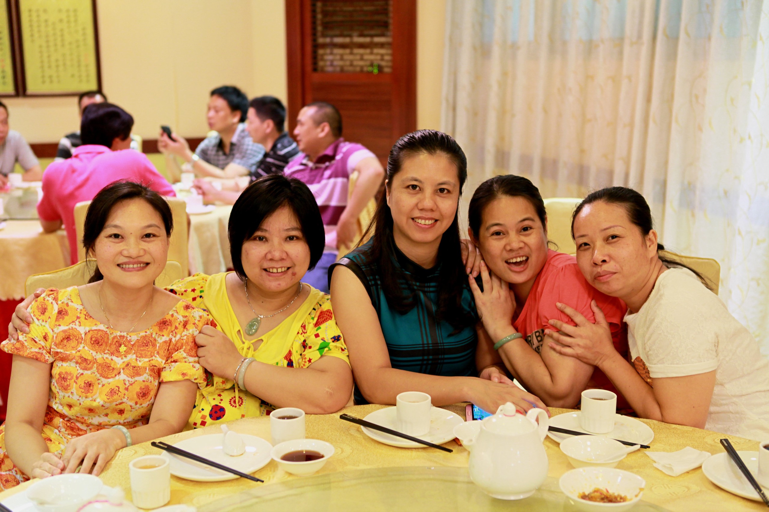 Mẹ Hà Nội kể: Nhìn hoá đơn họp lớp là biết ai vững tiền, ai sắp hụt hơi - Ảnh 4.