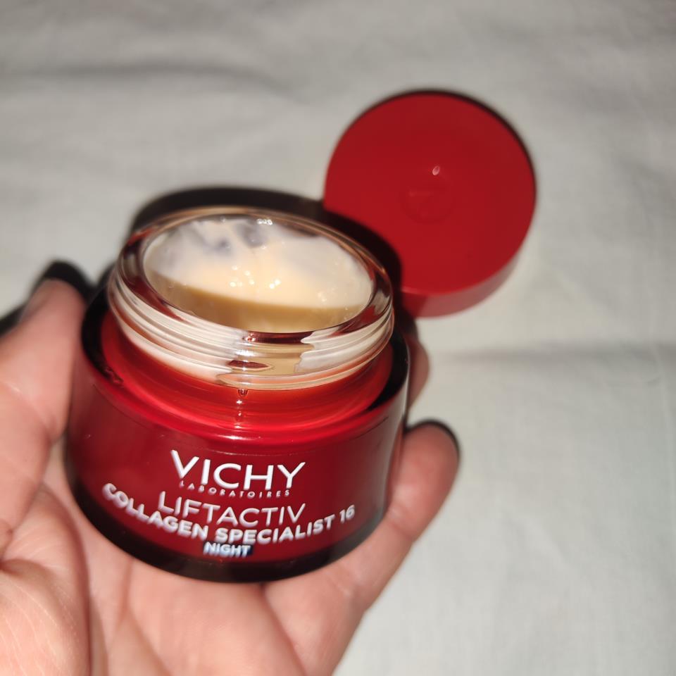 Trẻ hơn 5 tuổi nhờ những mẹo cải thiện rãnh cười đơn giản tại nhà - Ảnh 9.