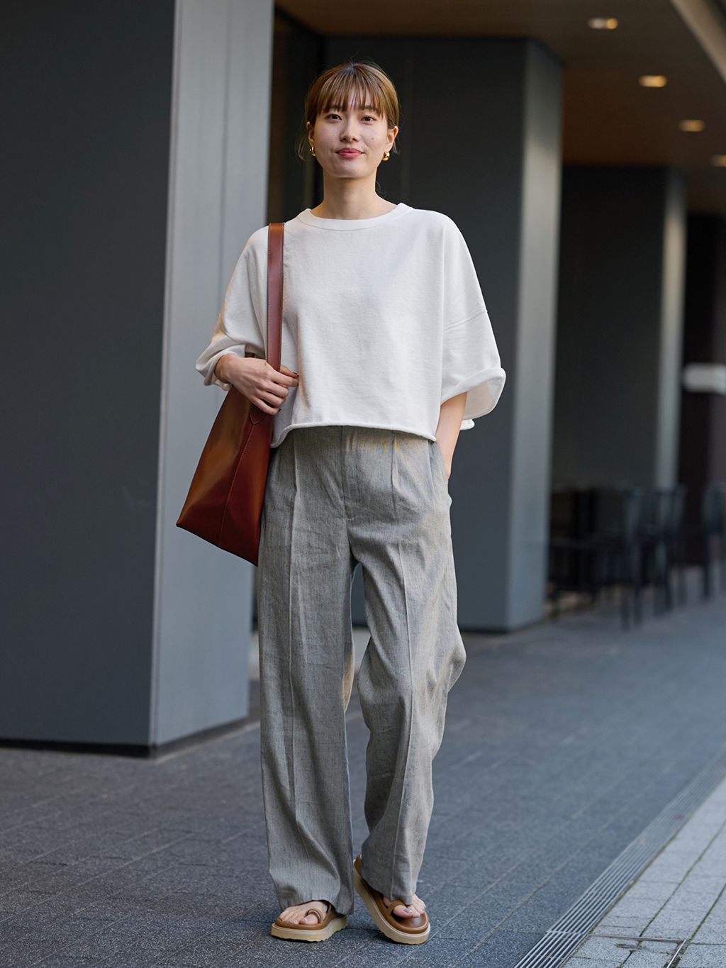 Sau tuổi 40, tôi buộc phải cắt 6 khoản này mới sống ổn – càng giữ càng mệt mỏi - Ảnh 1.