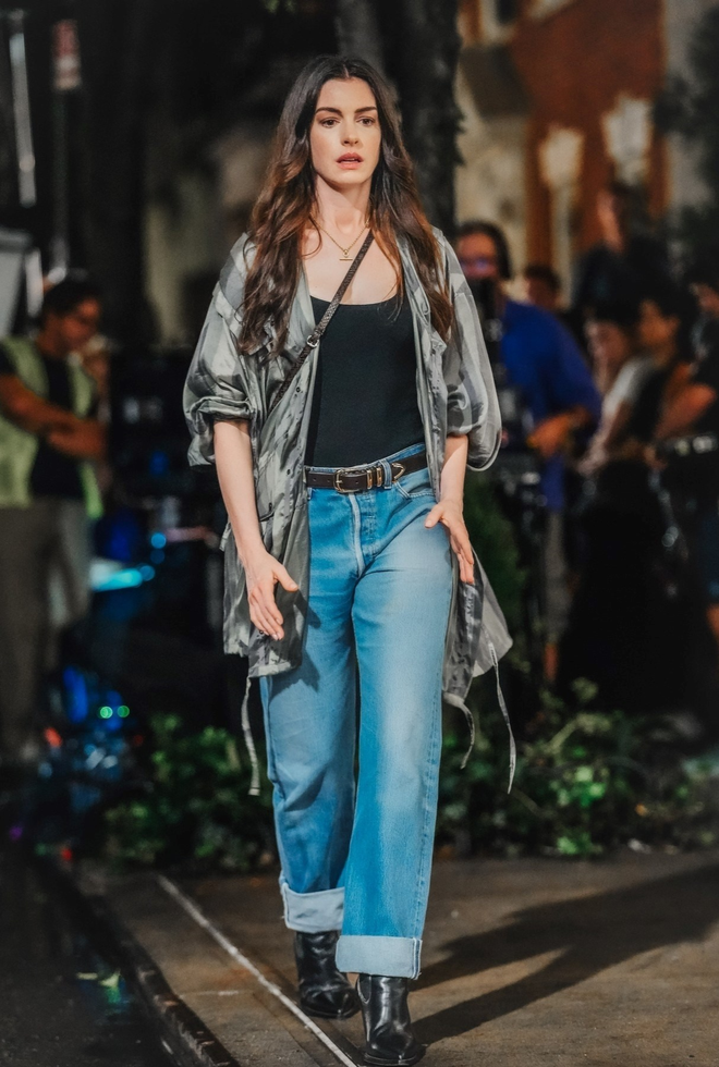 Bắt đầu thất vọng về Anne Hathaway: Yêu nữ hàng hiệu của 20 năm trước có thể thành dĩ vãng- Ảnh 6.