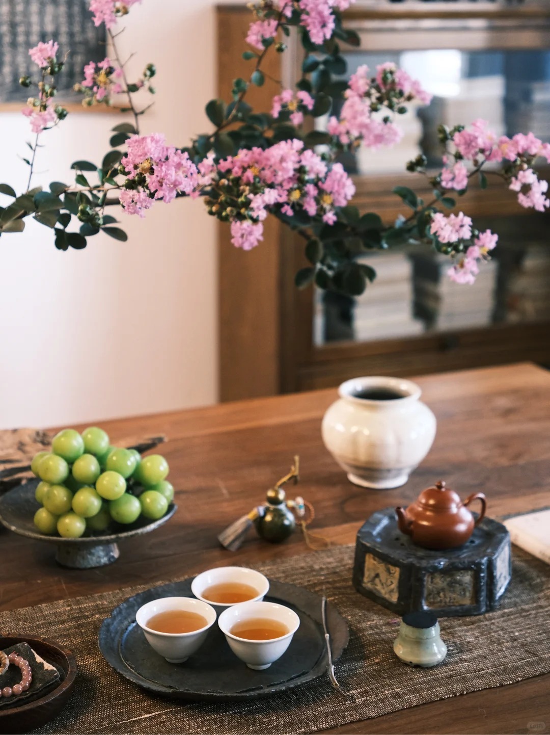 Mùa hoa tử vi này qua rồi, tôi cứ tiếc mãi: Chưng một bình trong nhà, phúc khí như tràn đầy, mọi sự an yên bền lâu - Ảnh 16. Mùa hoa tử vi này qua rồi, tôi cứ tiếc mãi: Chưng một bình trong nhà, phúc khí như tràn đầy, mọi sự an yên bền lâu - Ảnh 16.