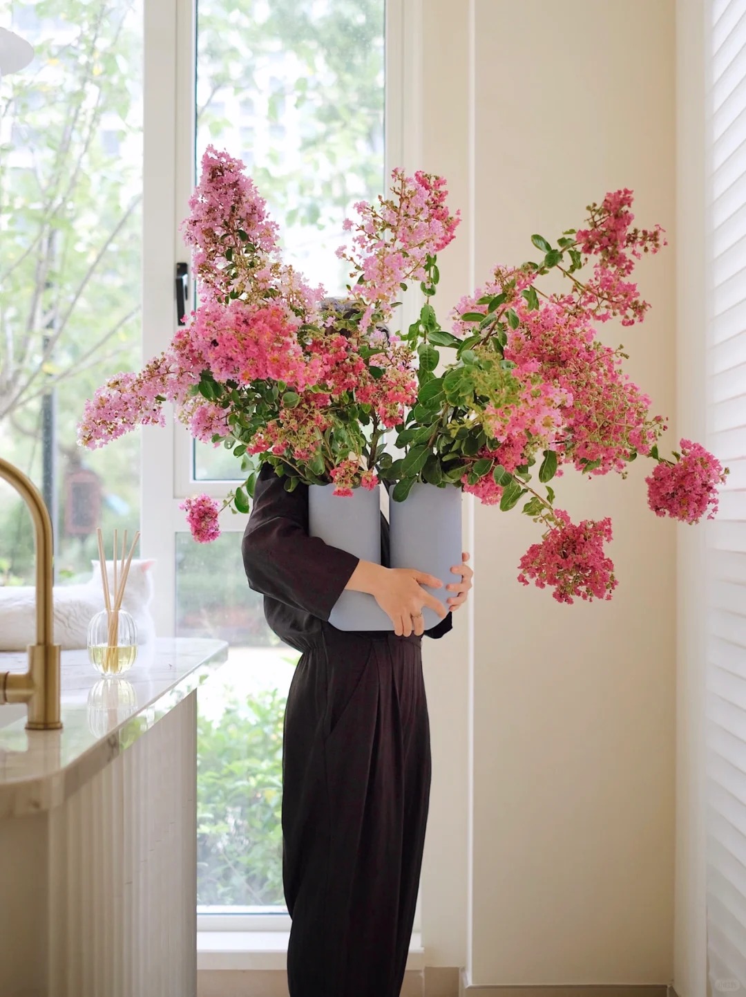 Mùa hoa tử vi này qua rồi, tôi cứ tiếc mãi: Chưng một bình trong nhà, phúc khí như tràn đầy, mọi sự an yên bền lâu - Ảnh 7. Mùa hoa tử vi này qua rồi, tôi cứ tiếc mãi: Chưng một bình trong nhà, phúc khí như tràn đầy, mọi sự an yên bền lâu - Ảnh 7.