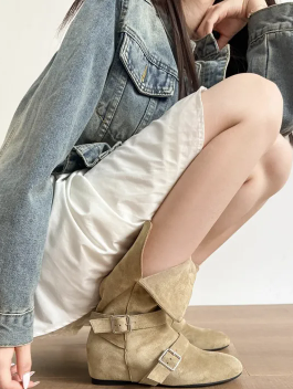 5 mẫu giày tôn dáng, dễ phối đồ đang sale rẻ: Chị em cầm từ 200k là mua được- Ảnh 3.