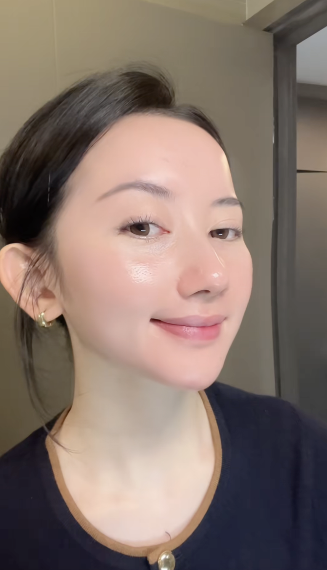 Thần dược cấp ẩm, chống lão hoá hot nhất lúc này: 30 giây lại bán ra 1 chai, nhìn đâu cũng thấy review ca ngợi- Ảnh 5.