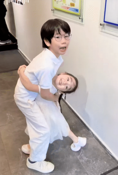 Đón tuổi lên 4, bé Bún được vi vu tận Nhật Bản, diện kimono nhẹ nhàng là thế vẫn Đón tuổi lên 4, bé Bún được vi vu tận Nhật Bản, diện kimono nhẹ nhàng là thế vẫn