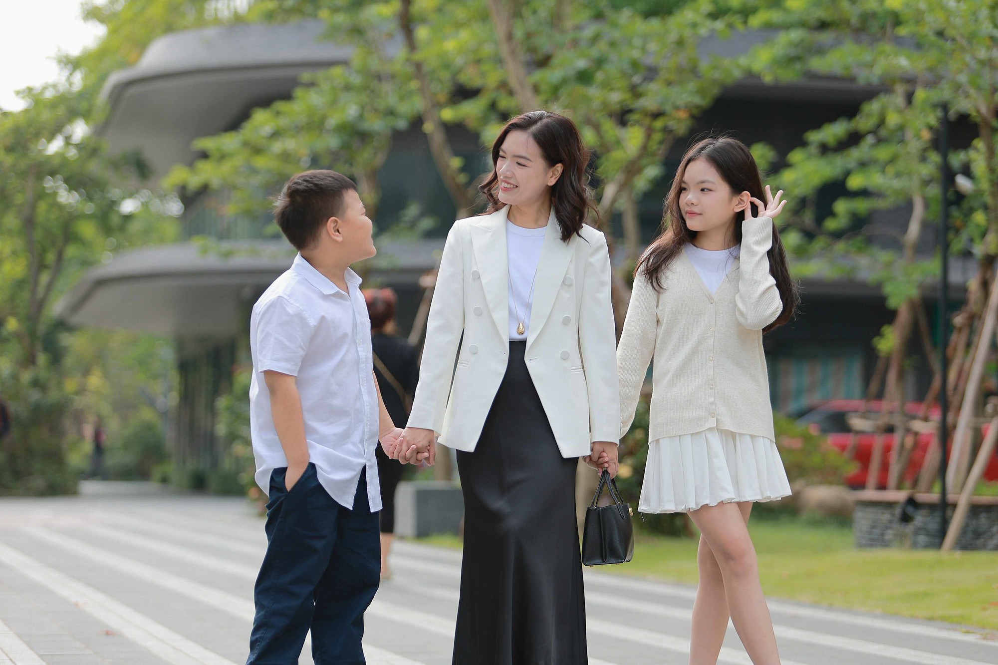 Từng bận rộn kinh doanh, chỉ đặt đồ ăn ngo&agrave;i, mẹ H&agrave; Nội  thay đổi, v&agrave;o bếp mỗi ng&agrave;y v&igrave; nhận ra điều kh&aacute;c biệt n&agrave;y của con - Ảnh 2.