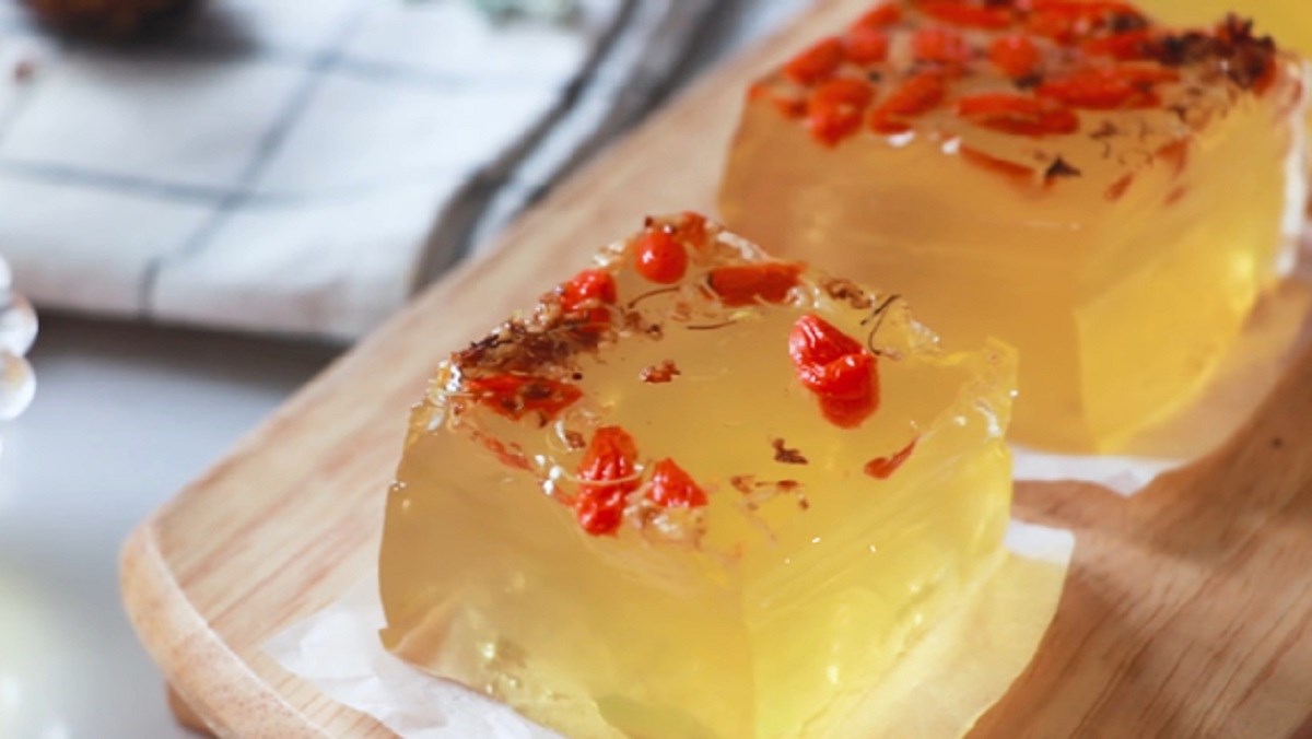 Loại quả này bổ máu hơn táo tàu và bổ khí hơn hoàng kỳ: Ăn vài quả mỗi ngày vào mùa đông để ngủ ngon, dưỡng da, khuôn mặt luôn hồng hào- Ảnh 2.