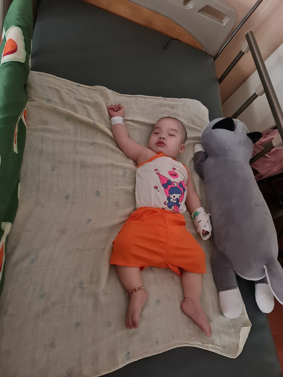 7 ng&agrave;y c&ugrave;ng em b&eacute; 9 th&aacute;ng vượt qua RSV: Mẹ h&atilde;y tin tưởng trực gi&aacute;c của m&igrave;nh v&agrave; đừng bao giờ chủ quan với biểu hiện lạ của con- Ảnh 13.