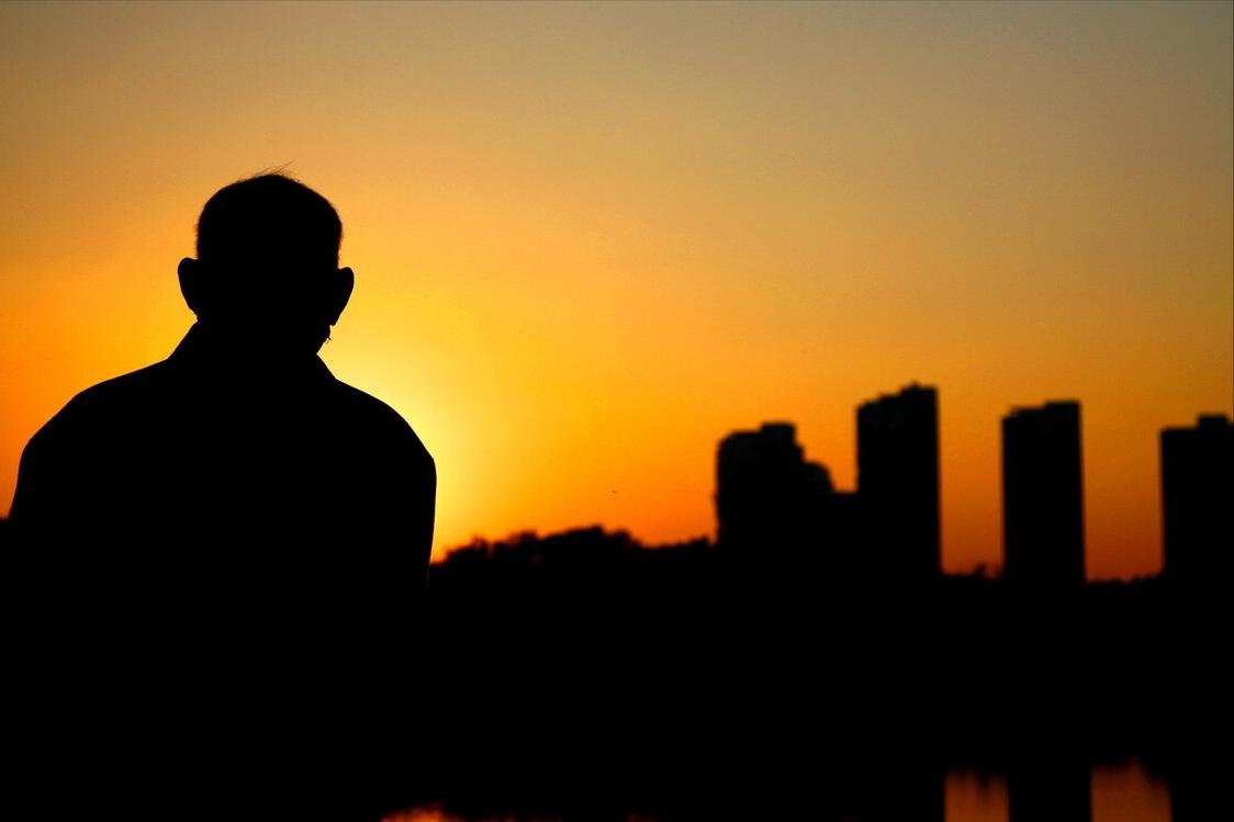 Càng giữ tiền chặt, tuổi già càng trống rỗng – bài học tôi phải trả giá ở tuổi 70 - Ảnh 6.