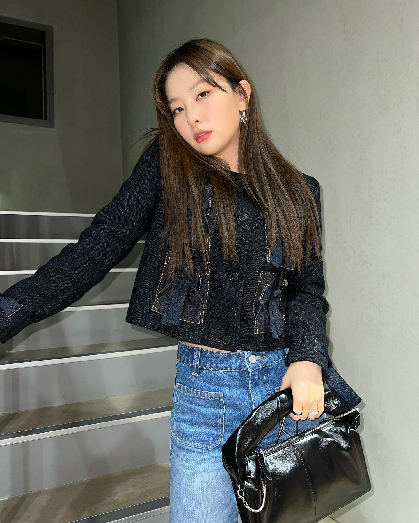 Sao nữ Hàn cao 1m61 nhưng không ai nhận ra vì style siêu tôn dáng, đẹp chuẩn fashionista - Ảnh 1.