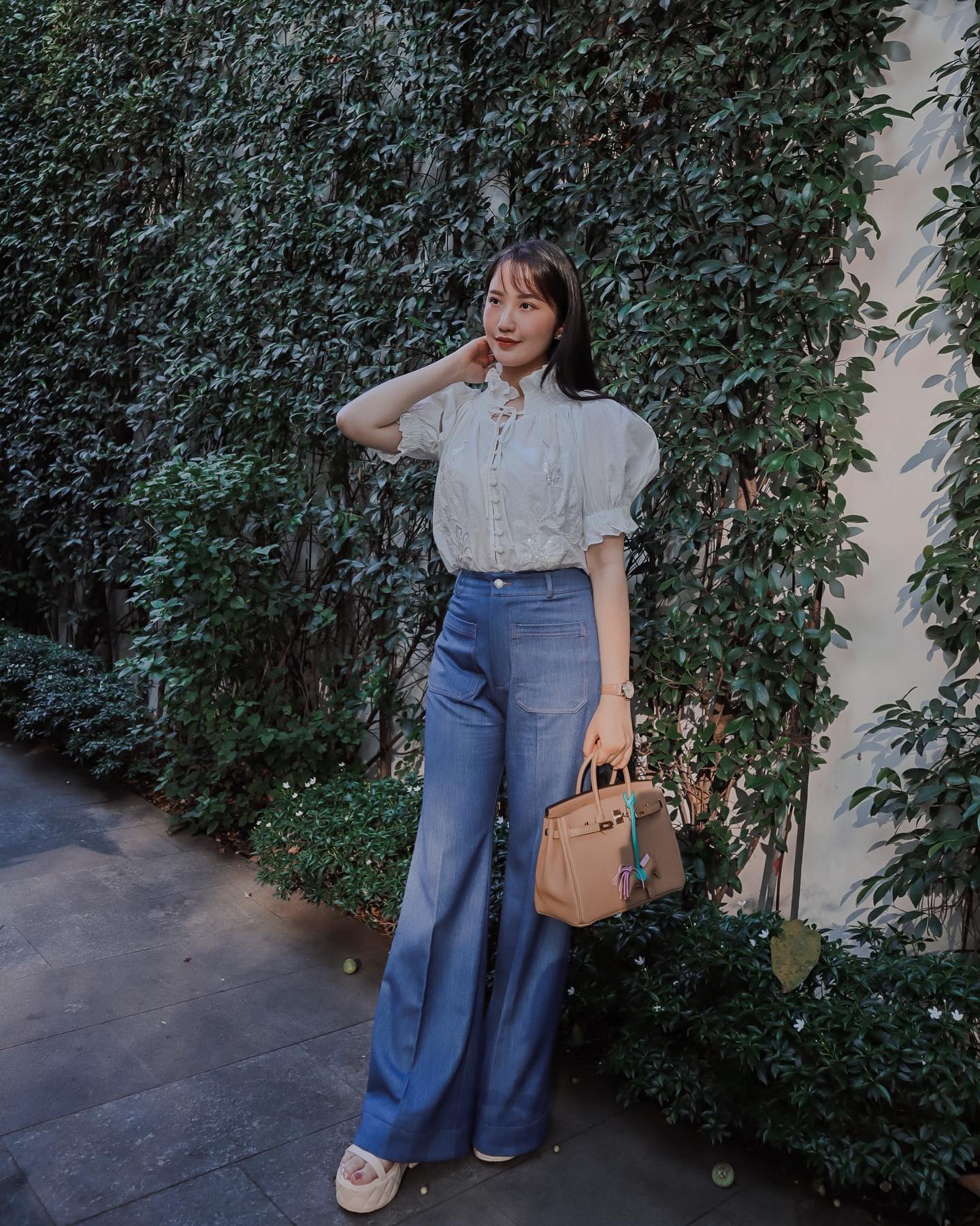 Dâu hào môn Primmy Trương sang chảnh từ hè sang đông, diện toàn màu sắc tươi trẻ đẹp mê - Ảnh 9.