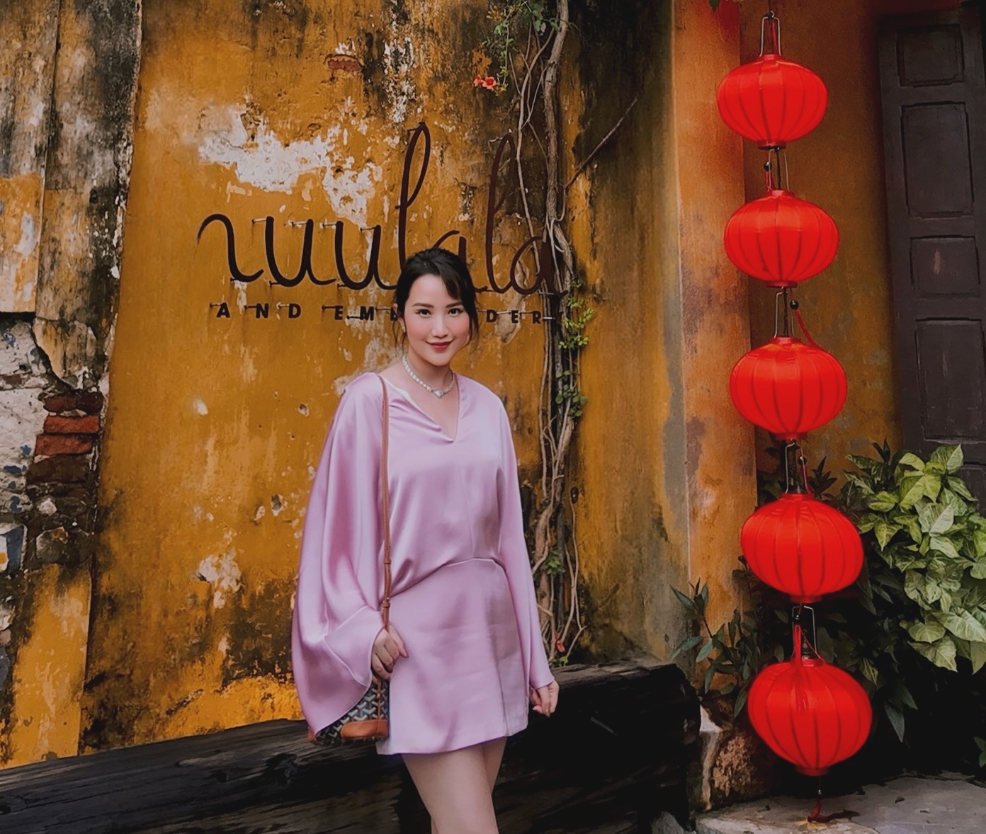 Dâu hào môn Primmy Trương sang chảnh từ hè sang đông, diện toàn màu sắc tươi trẻ đẹp mê - Ảnh 2.