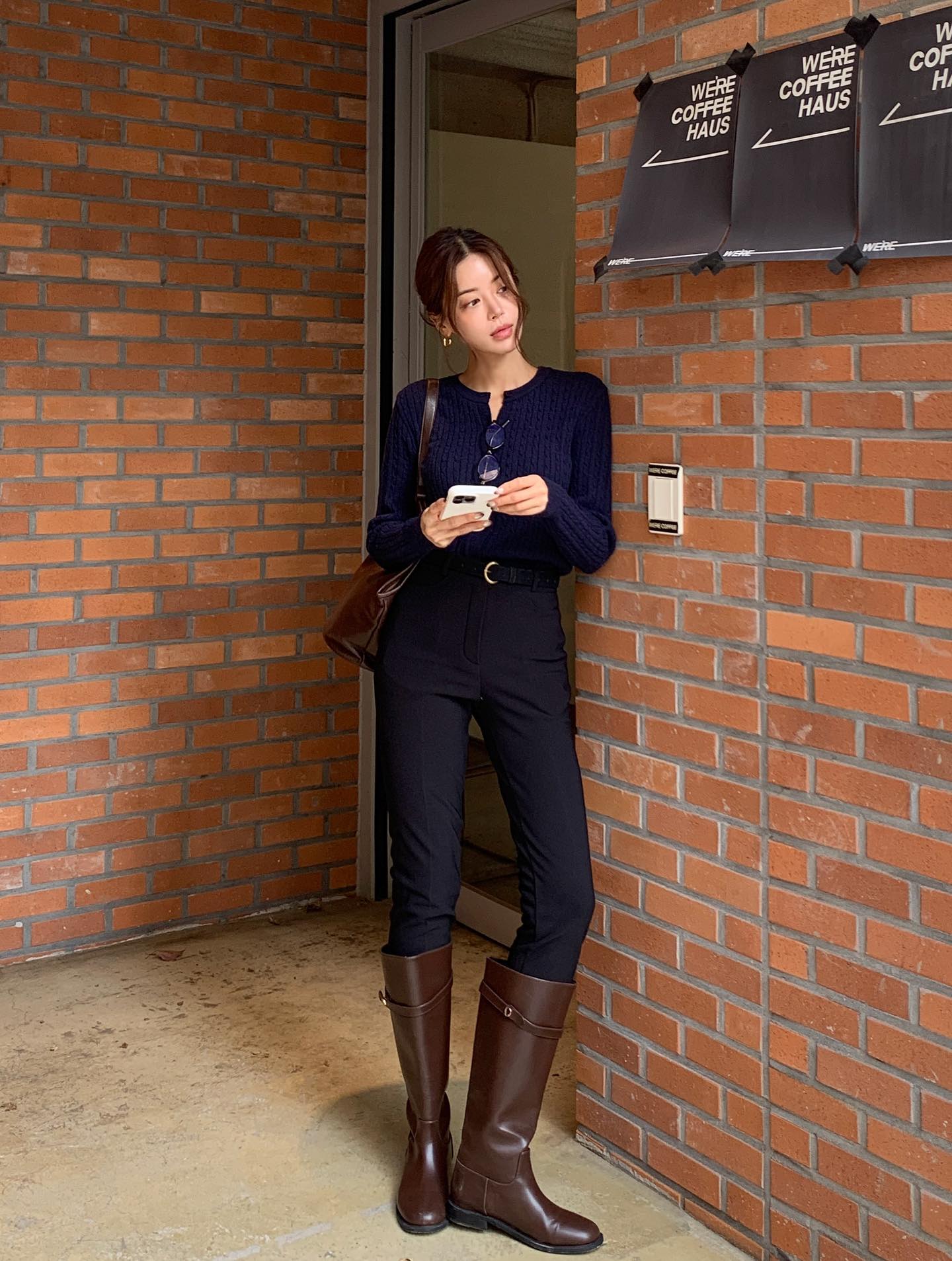 5 mẫu giày sang trọng nhất, nâng cấp toàn bộ outfit - Ảnh 2. 5 mẫu giày sang trọng nhất, nâng cấp toàn bộ outfit - Ảnh 2.