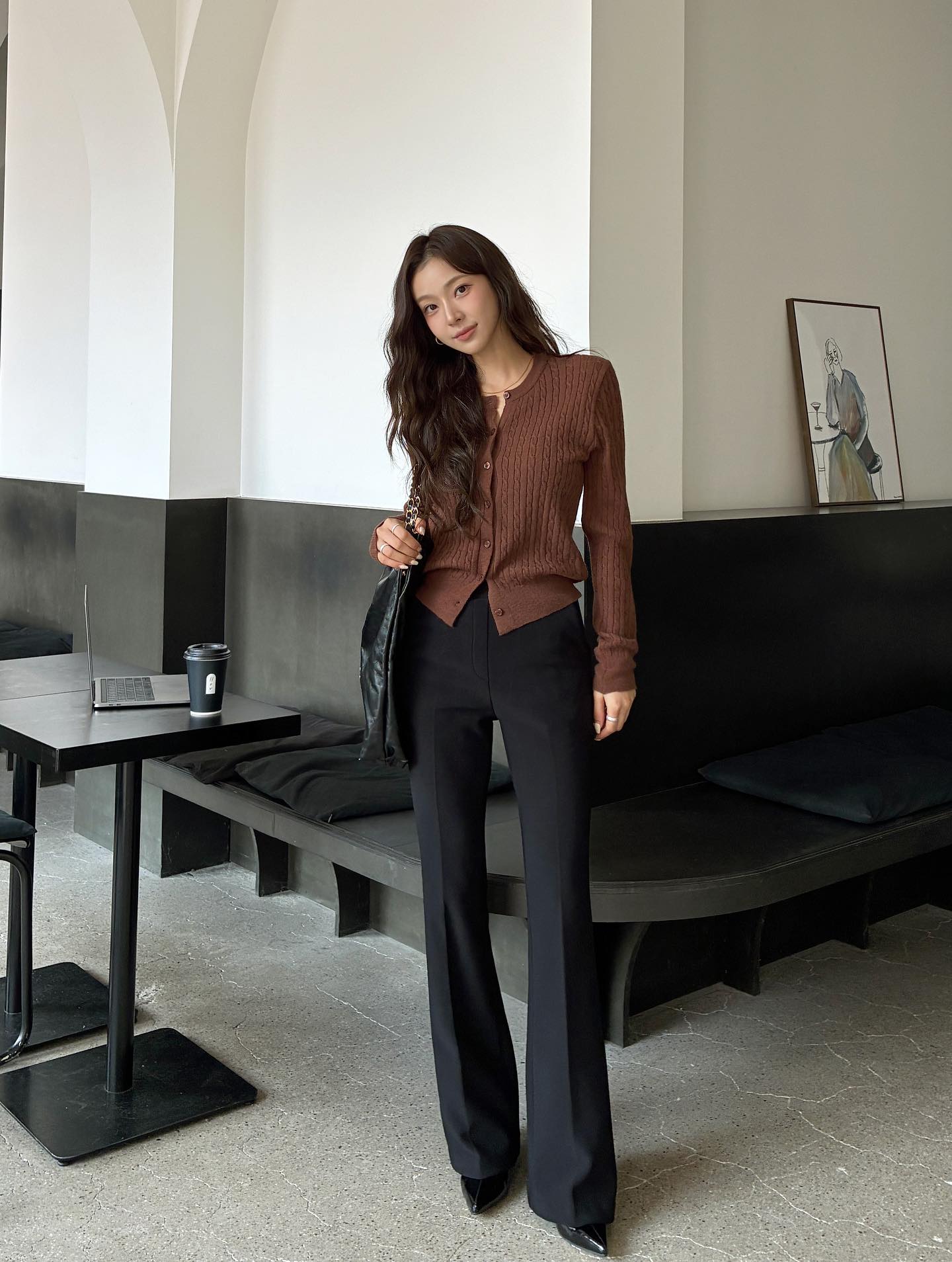 5 mẫu giày sang trọng nhất, nâng cấp toàn bộ outfit - Ảnh 3. 5 mẫu giày sang trọng nhất, nâng cấp toàn bộ outfit - Ảnh 3.