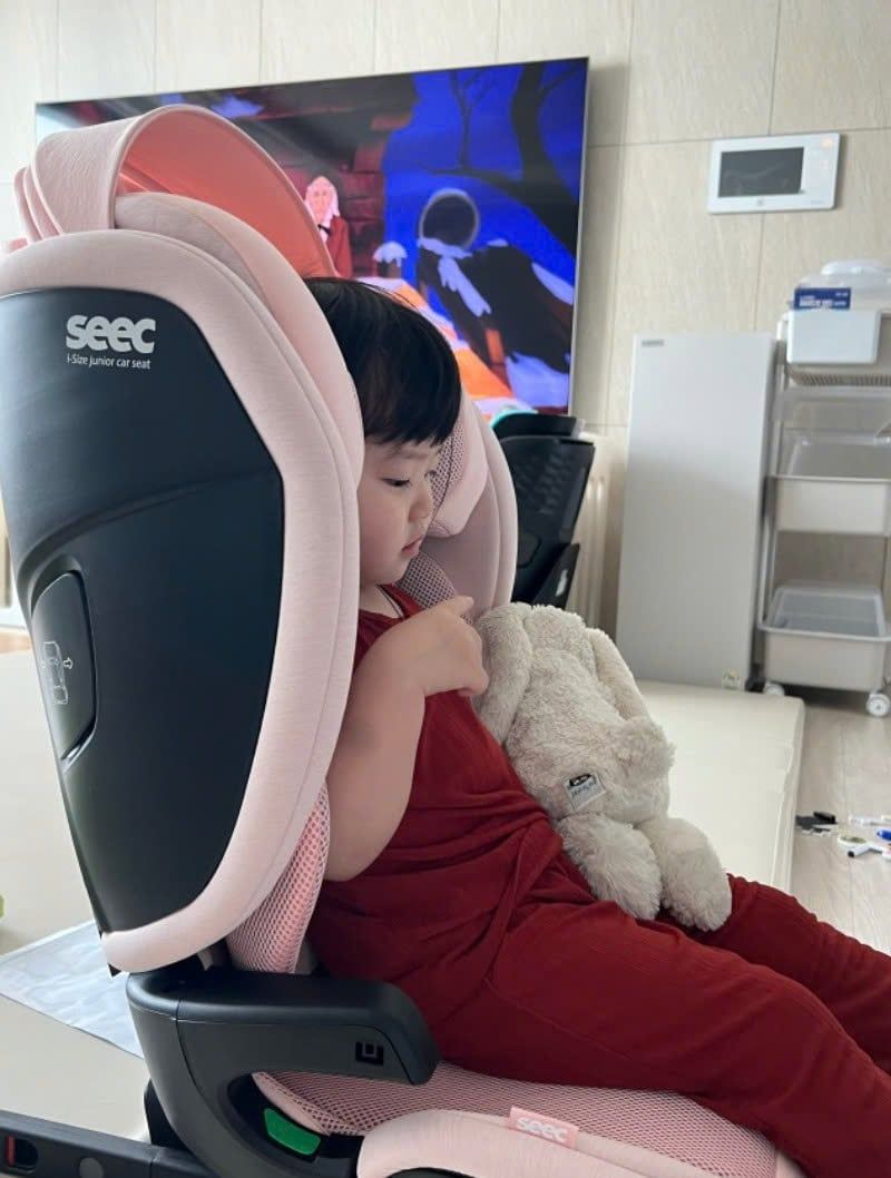 Top 5 thiết bị an toàn trên ô tô cho trẻ có giá thành chỉ từ 700k- Ảnh 18. Top 5 thiết bị an toàn trên ô tô cho trẻ có giá thành chỉ từ 700k- Ảnh 18.