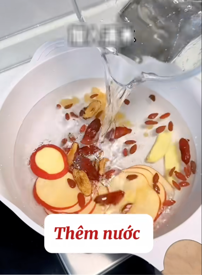 Mùa lạnh đến, uống nước dưỡng nhan như cách của Mùa lạnh đến, uống nước dưỡng nhan như cách của