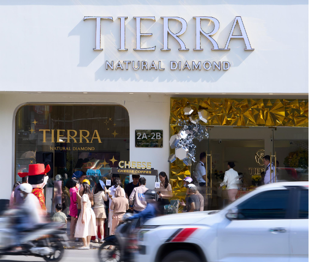 Tierra Diamond đổ bộ Ngã Sáu Phù Đổng: Bước tiến lớn của thương hiệu kim cương Việt - Ảnh 1. Tierra Diamond đổ bộ Ngã Sáu Phù Đổng: Bước tiến lớn của thương hiệu kim cương Việt - Ảnh 1.