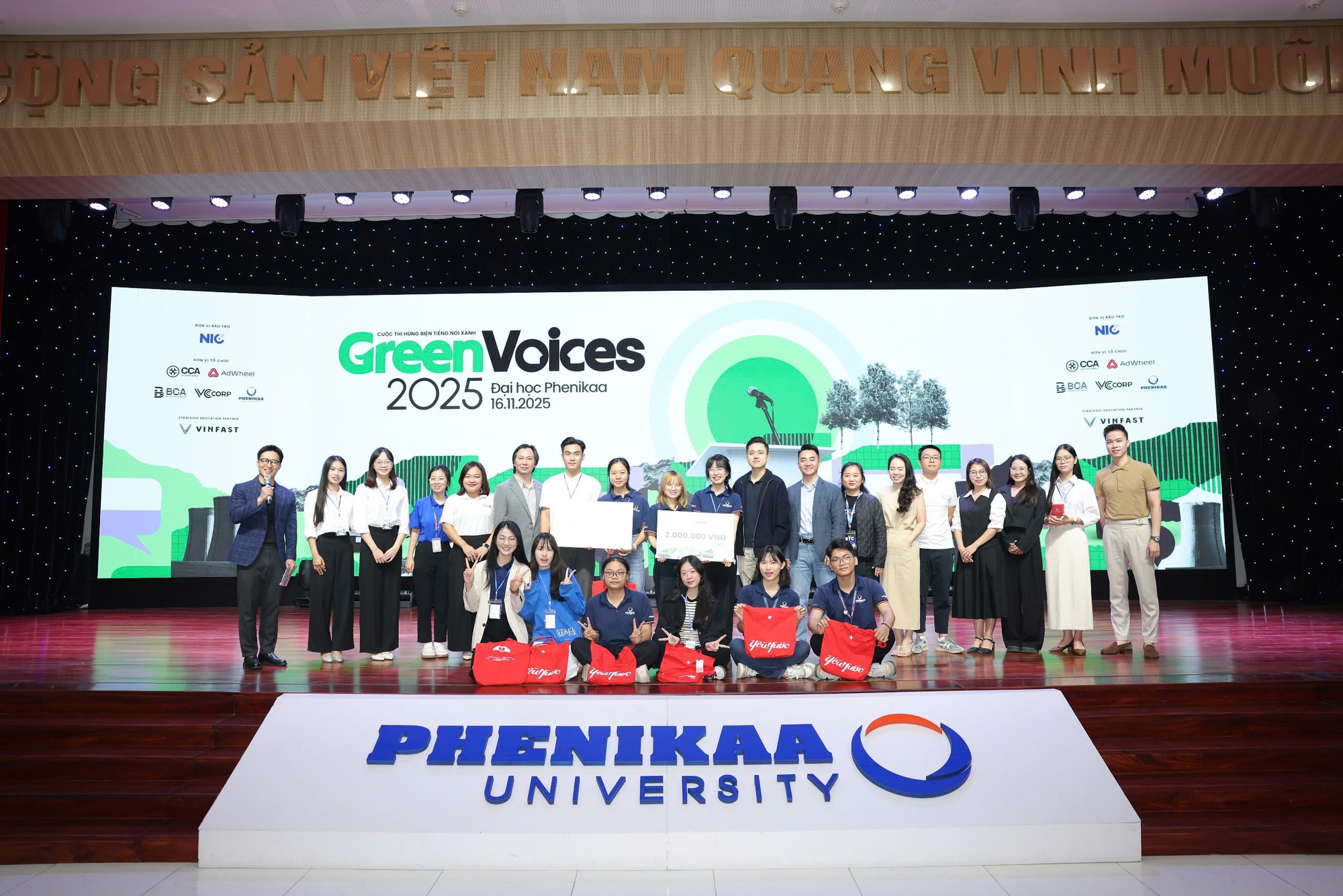 Đại học Phenikaa lập kỷ lục mới tại Green Voices: Hai nữ sinh ngành dược đạt điểm cao nhất từ đầu mùa- Ảnh 1. Đại học Phenikaa lập kỷ lục mới tại Green Voices: Hai nữ sinh ngành dược đạt điểm cao nhất từ đầu mùa- Ảnh 1.
