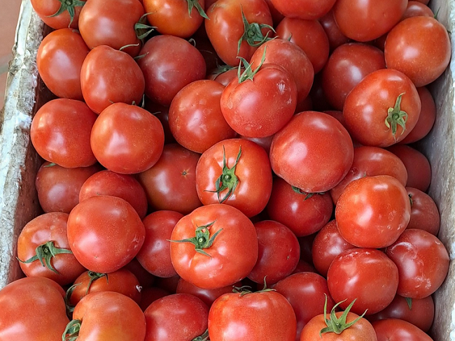 Chị b&aacute;n rau ở chợ đầu mối chia sẻ: 4 loại rau tăng sốc nhất th&aacute;ng n&agrave;y &ndash; v&agrave; 4 m&oacute;n rẻ bằng một nửa để thay thế ngay - Ảnh 4.